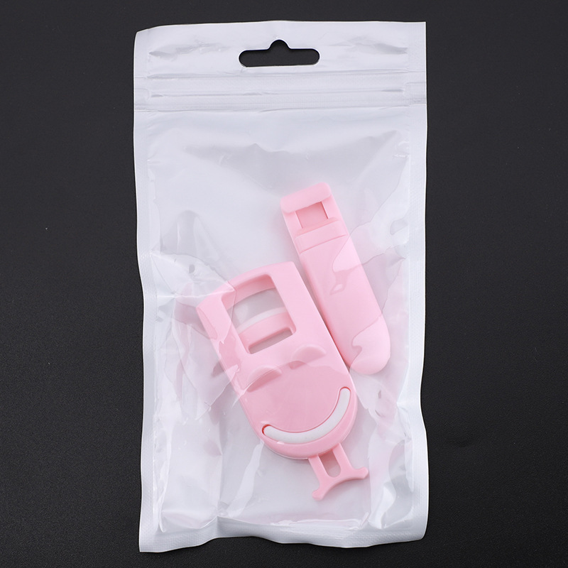 Pink eyelash curler two-piece set