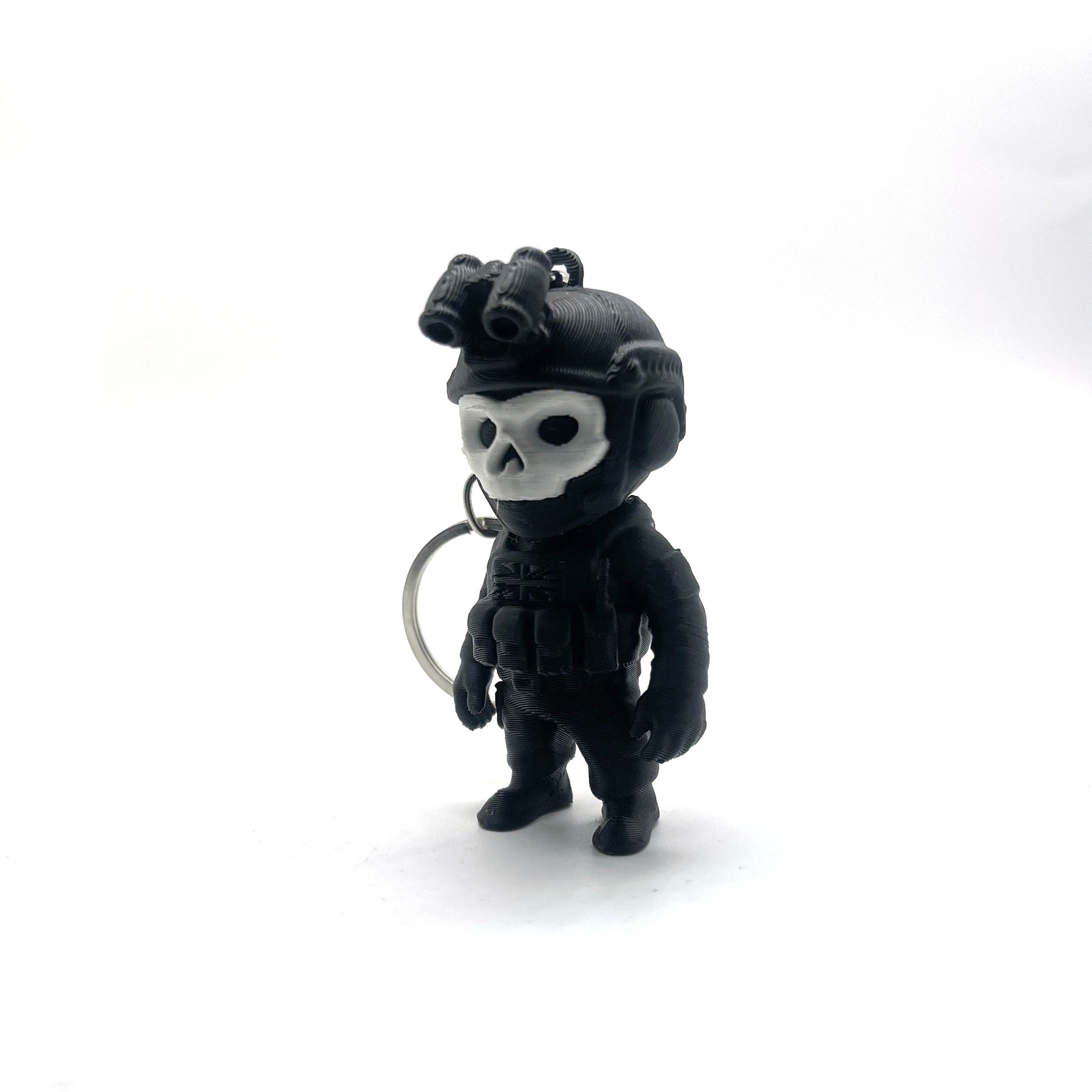 Porte-clés militaire noir intégral.
