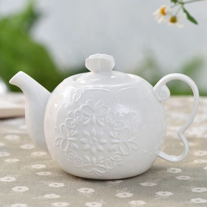 纯白色陶瓷压花茶杯套装酒店陶瓷咖啡杯餐具套装