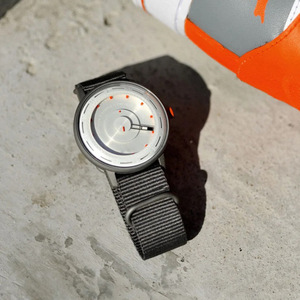 Nuovo orologio meccanico di qualità cronografo multifunzione in lega di titanio - Product Image 5