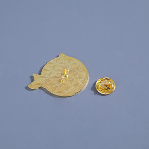 <span class=keywords><strong>Pin</strong></span> üreticisi güzel mavi okyanus balina balık karikatür <span class=keywords><strong>Pin</strong></span> Anime çanta dekorasyon Metal zanaat yumuşak mineli yaka rozeti - Product Image 3