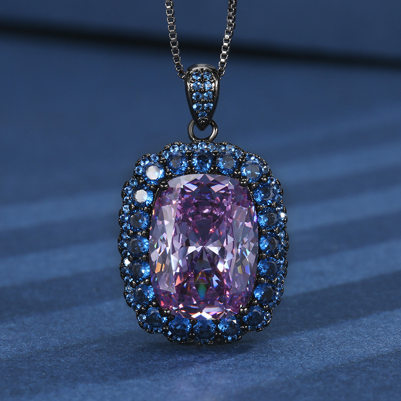 Bird's Nest cut blue pendant with chain