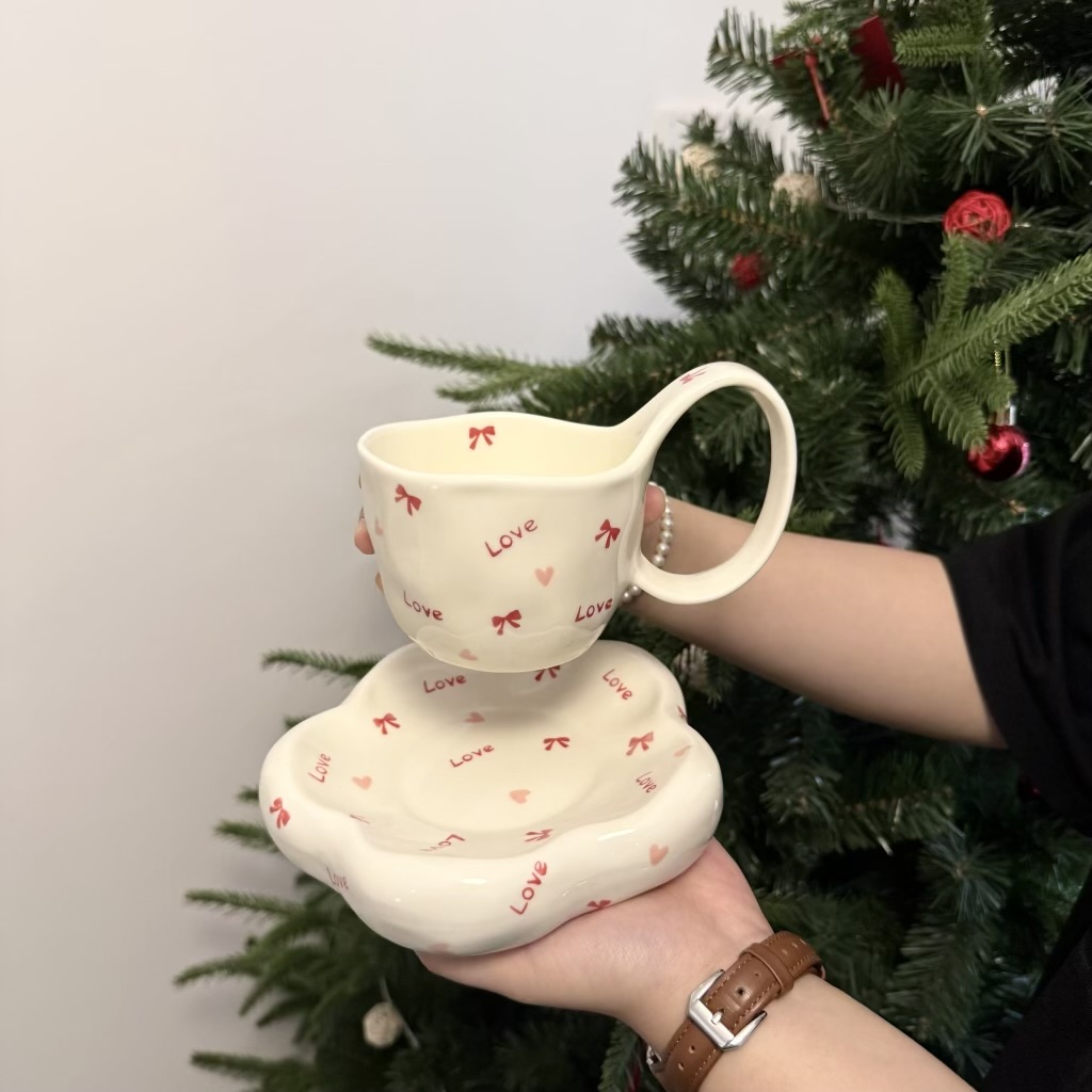 Noeud d'amour rouge coeur rose tasse 300ml plat 15,5cm