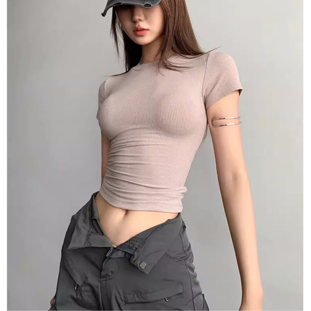 สีกากี