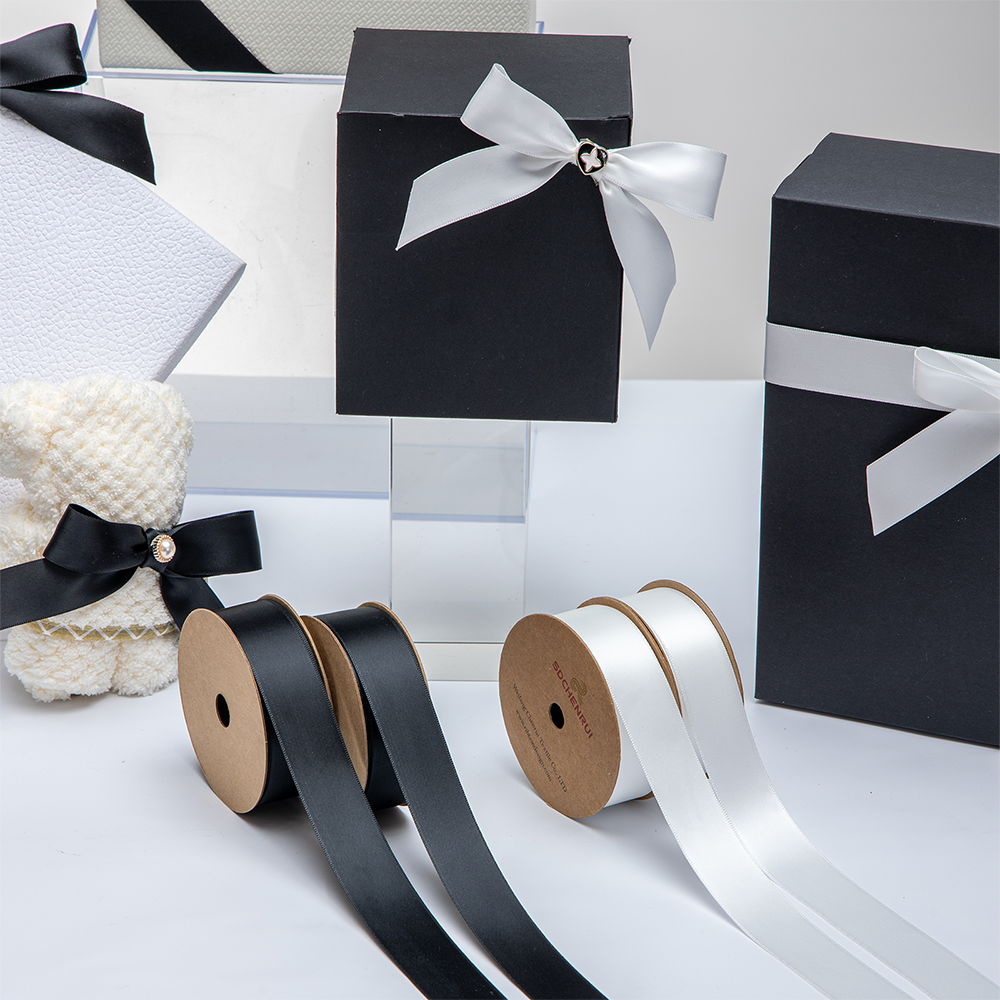 Black ribbon