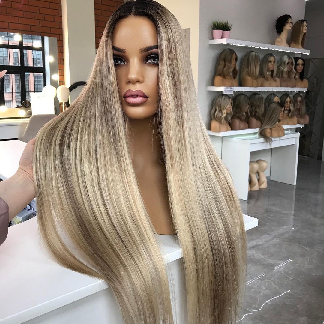 Ash Blonde Highlight