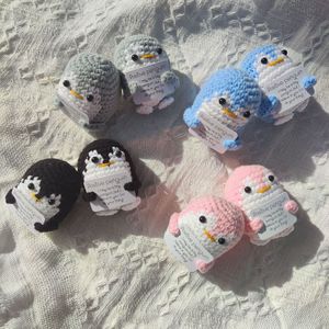 פינגווין חיובי סריגה צעצוע של diy תליון בובות חיות חיוביות בעבודת יד סרוג אנרגיה מעודדת כרטיס תמיכה רגשית כרטיס קטיפה