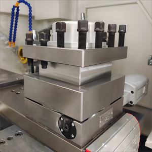 Portabrocas hidráulico continuo de husillo para máquina de torno CNC CK6150 herramientas de torno de Metal para uso en plantas de fabricación - Product Image 5