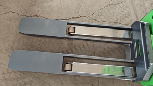 CE承認フルエレクトリックセルフリフティングスタッカーエレクトリックスタッカー500/1000kg 1.3/1.6M - Product Image 5