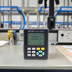 Signal <strong>Measurement</strong> <strong>Output</strong> Functions Handheld Current Voltage Process Calibrator Used in Laboratory Industrial