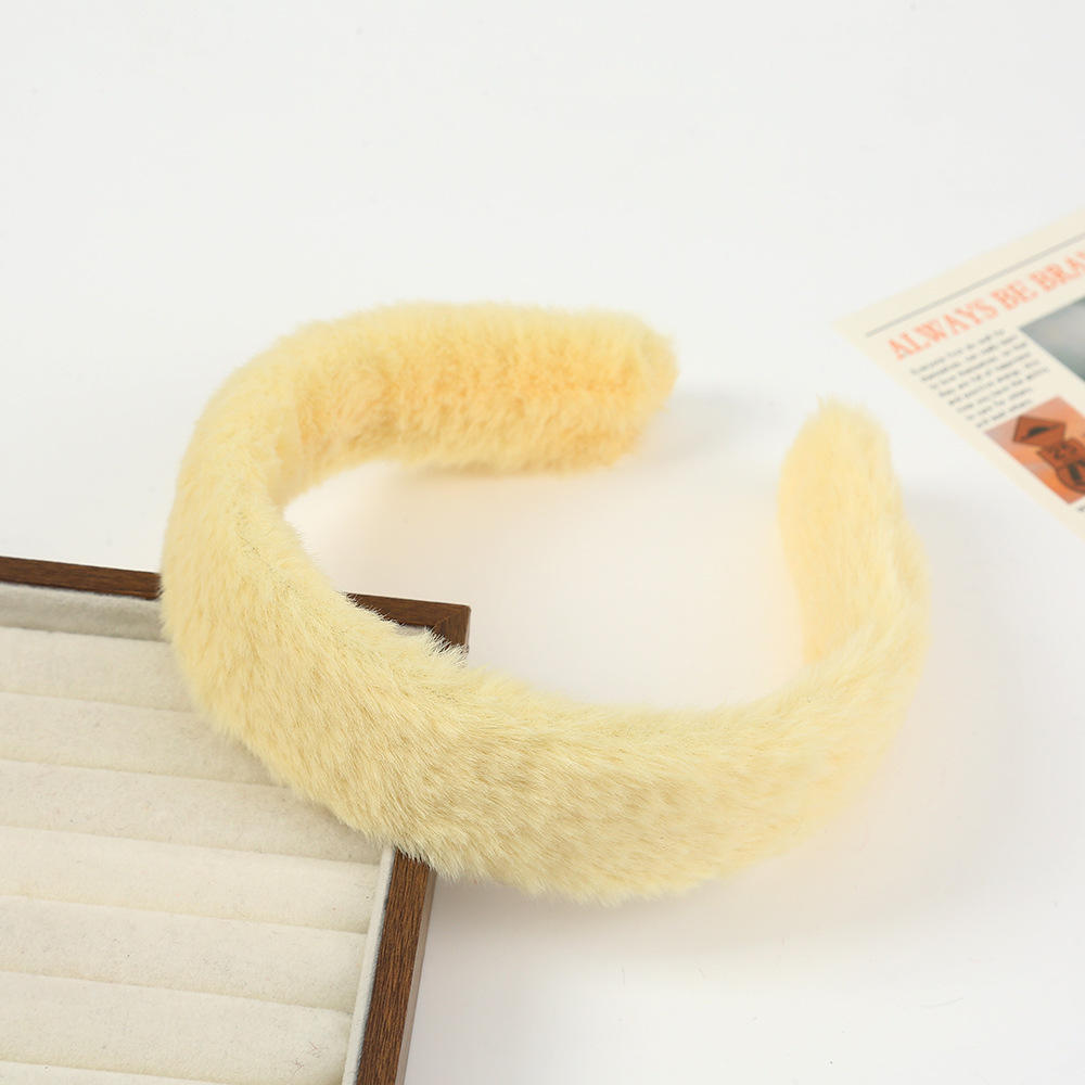 สีเหลือง