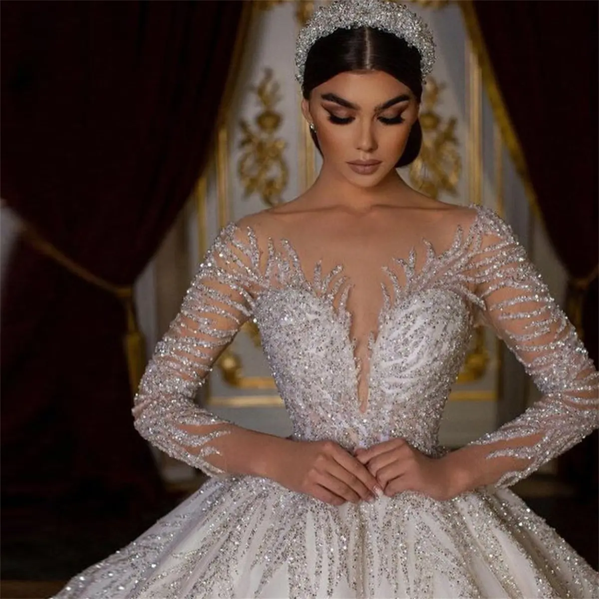 Nuovi abiti da sposa di lusso africani abito da sposa a maniche lunghe con collo trasparente abito da sposa in raso con paillettes di perline per la sposa