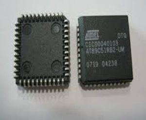 Microcontrollore AT89C51RB2-SLSUM a 8 bit con AT89C51RB2-SLSUM Flash 16K/32KBytes - Product Image 1