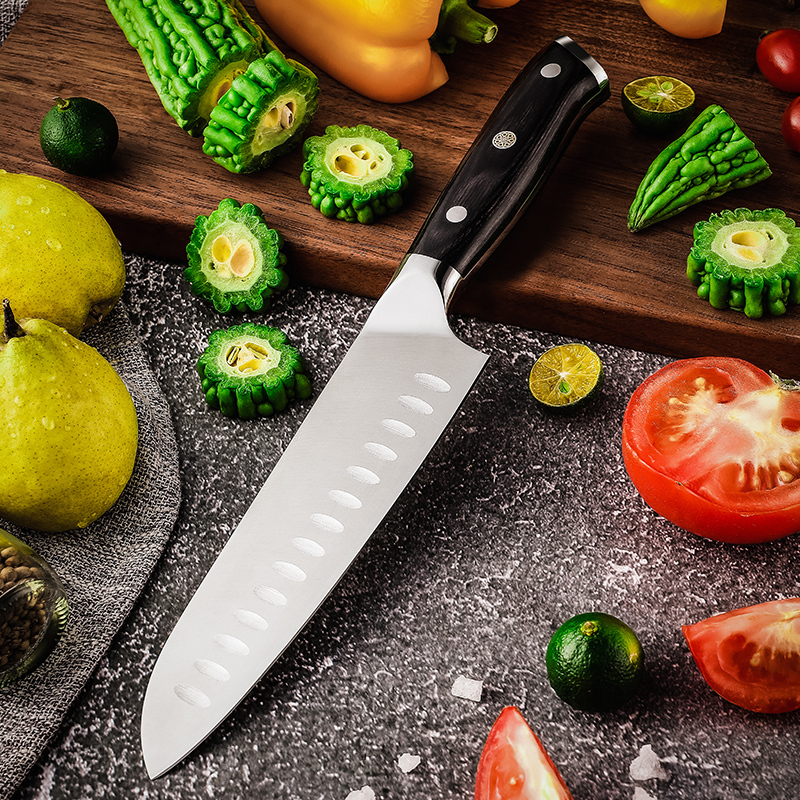 Cuchillo Santoku negro de 7''