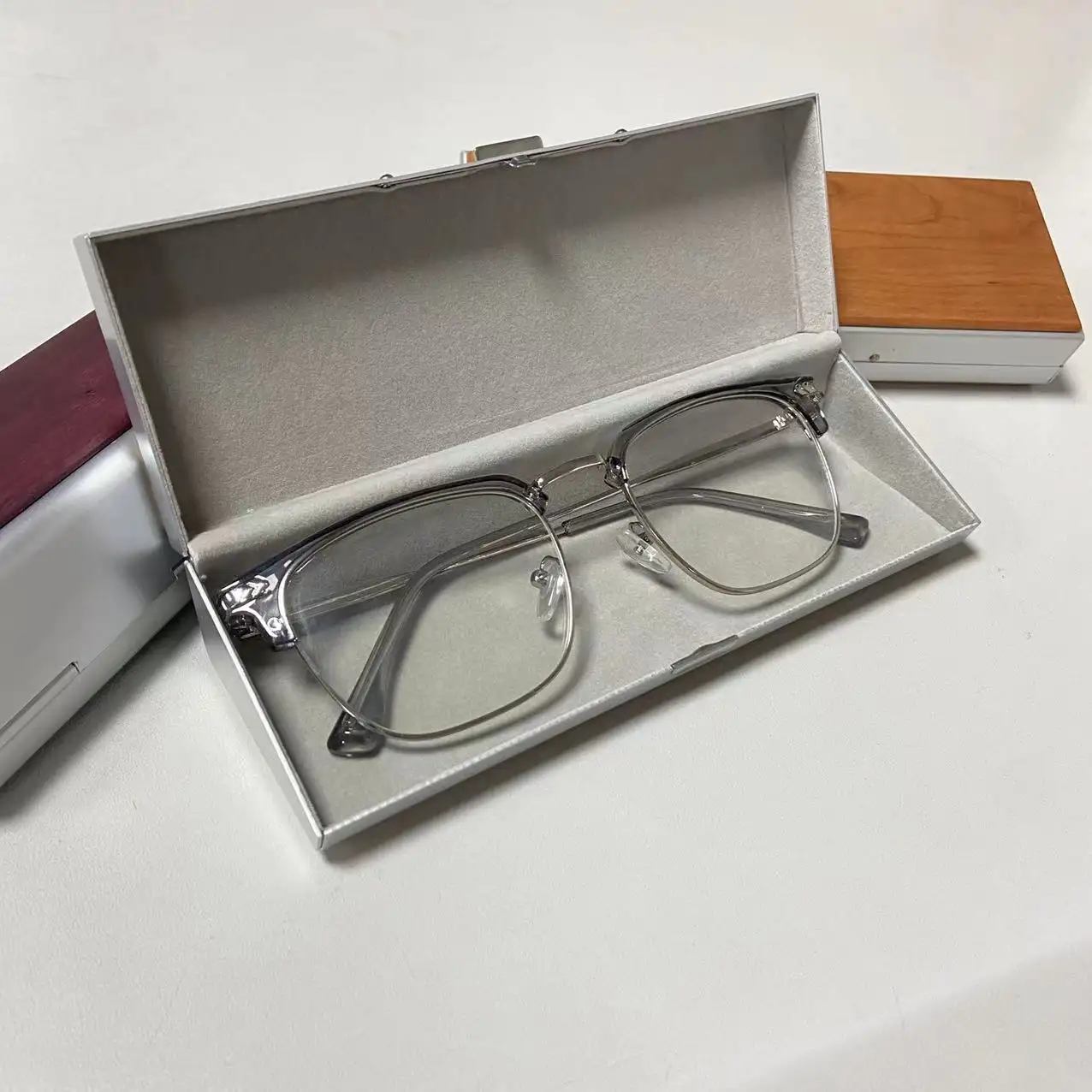 Yenilik özelleştirilmiş gülağacı gözlük kutusu 2023 toptan yeni gelenler gözlük kılıfı