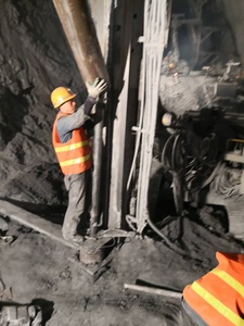 SPM DHD 350 360 Set of 3 4 5 6 Inch Cobalt DTH Hammer <strong>Drill</strong> <strong>Bit</strong> Chamfering for <strong>Mining</strong> Machine Parts