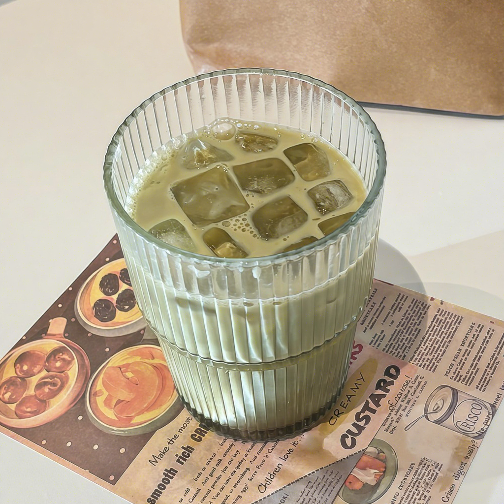 Transparent-Short Style-Naked Cup