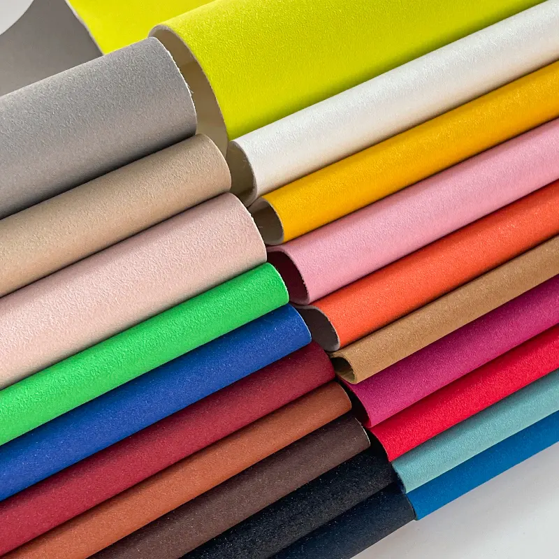 ผ้าหนังเทียมไวนิลสะท้อนแสงขนาด0.7-0.8มม. สำหรับเย็บกระเป๋าถือทรงโบว์ปลอกหมอนอิงวัสดุทำมือโซฟา
