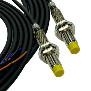 Sensor de proximidad magnético inductivo de 3 cables DC IP67 Sensor de alta protección para Sensor de interruptor de detección de metales - Product Image 1