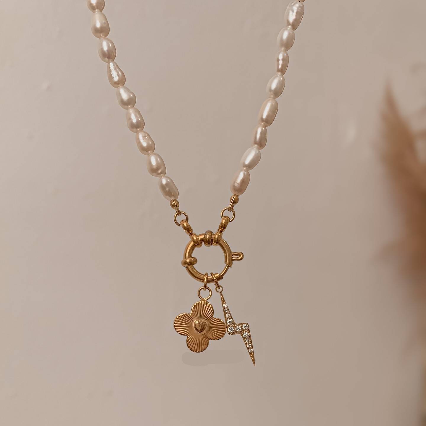 Bracelet d'eau perle dorée-sans pendentif-40-5cm