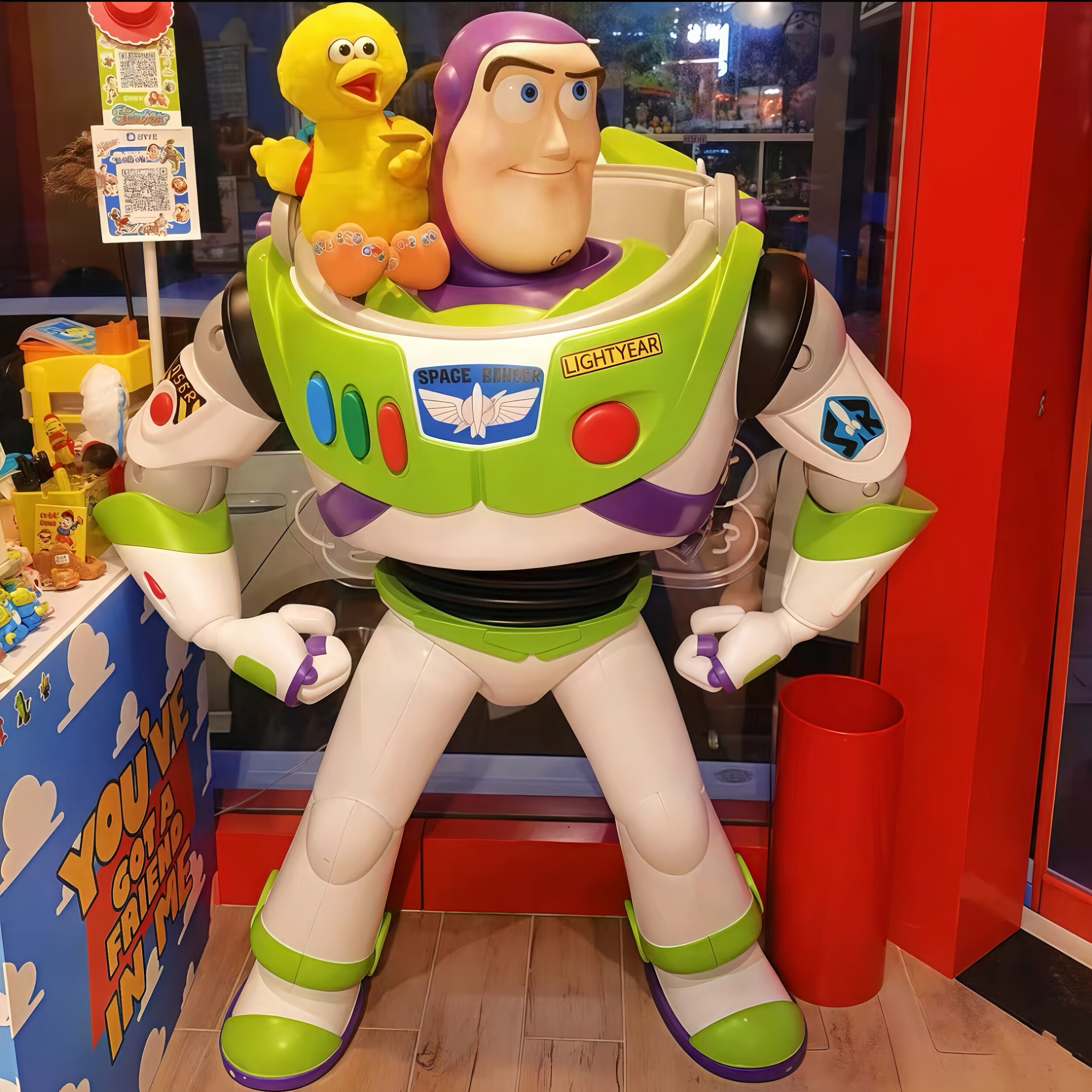 Buzz Lightyear-Altura: 180cm