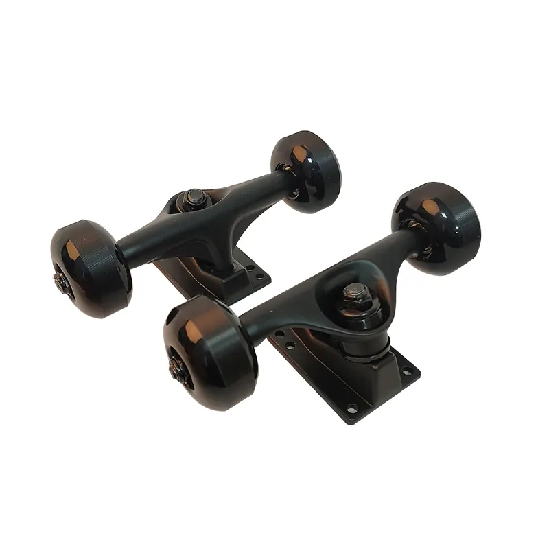 2024 hot product Wholesale outdoor skateboard trucks and wheels