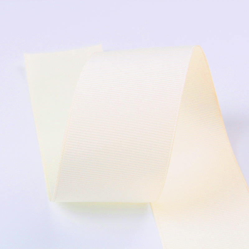 028 Antique White
