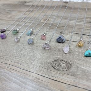 Schiebe kante Einzigartige Nummer Form Muster Vergoldete Edelstahl Link Asymmetrische Natur kristalls tein Anhänger Halskette