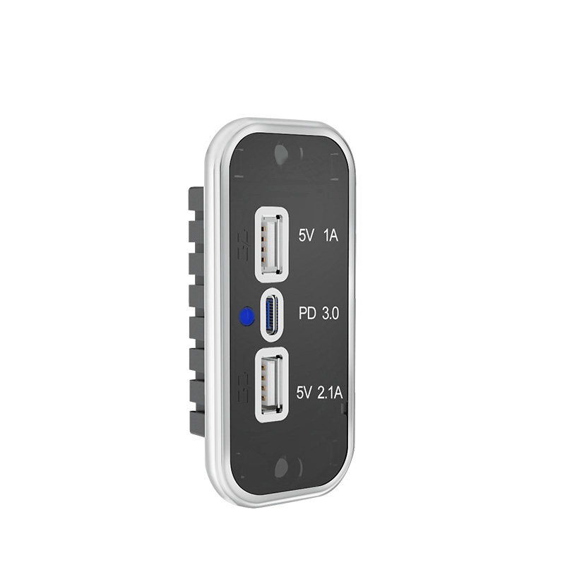 2 USB-A 5V 3.1A +1 USB-C PD3.0