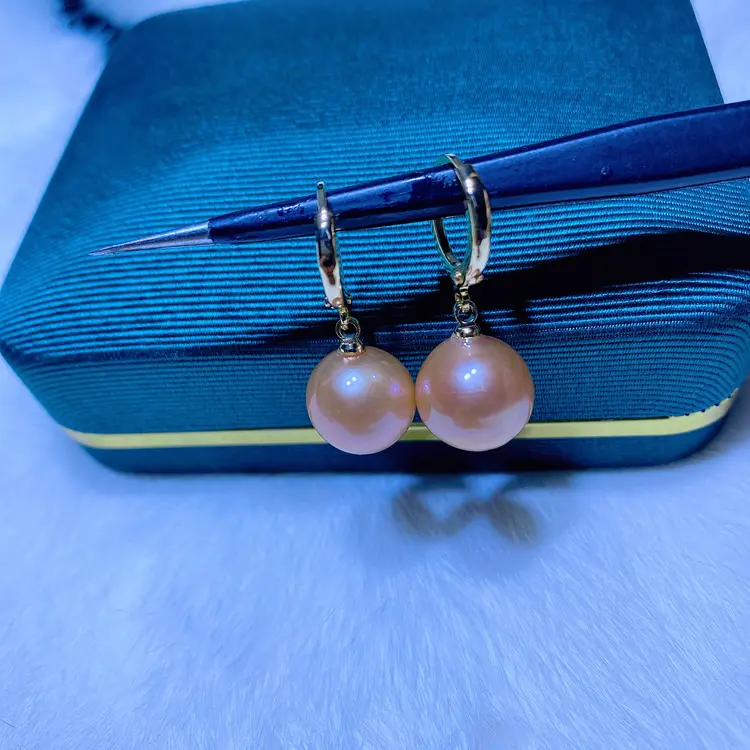 Pendientes de perlas de agua dulce para mujer, aretes pequeños y simples con Clip, cuentas redondas Edison, accesorios temperamentales, novedad certificada