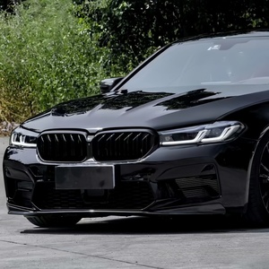 21-23 BMW 5 serisi için uygun G30/G38 modifiye M5 ön tampon merkezi örgü yan etek arka dudak kuyruk boğaz çevreleyen