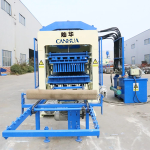 Linyi Fabricantes Novo <span class=keywords><strong>QT8</strong></span>-<span class=keywords><strong>15</strong></span> Automático Bloco Oco Fazendo Máquina Grande Edifício Tijolo De Concreto com Componente PLC
