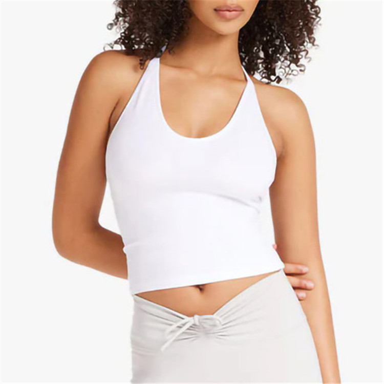 เสื้อครอปสีขาว