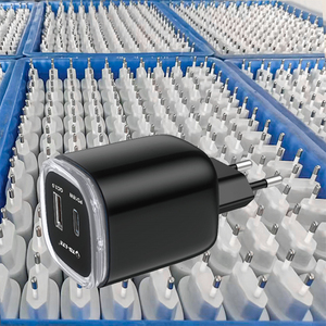 Fabrika yapımı 5V 3A 18W hızlı şarj PD Typ C şarj siyah USB3.0 duvar adaptörü yanmaz OTP/OVP uyumlu dizüstü telefon - Product Image 1