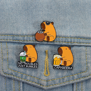 Không có rắc rối chỉ bong bóng men pin dễ thương capybara uống BOBA Trà Kim Loại trâm cài ve áo huy hiệu đồ trang sức bán buôn - Product Image 1
