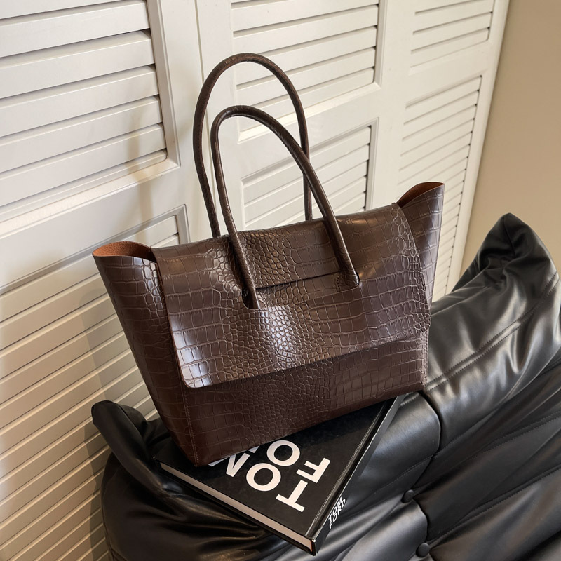 crocodile brown
