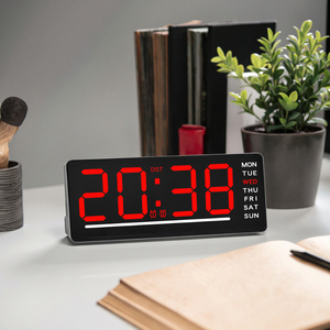 Цифровые настольные часы с логотипом на заказ - Product Image 4