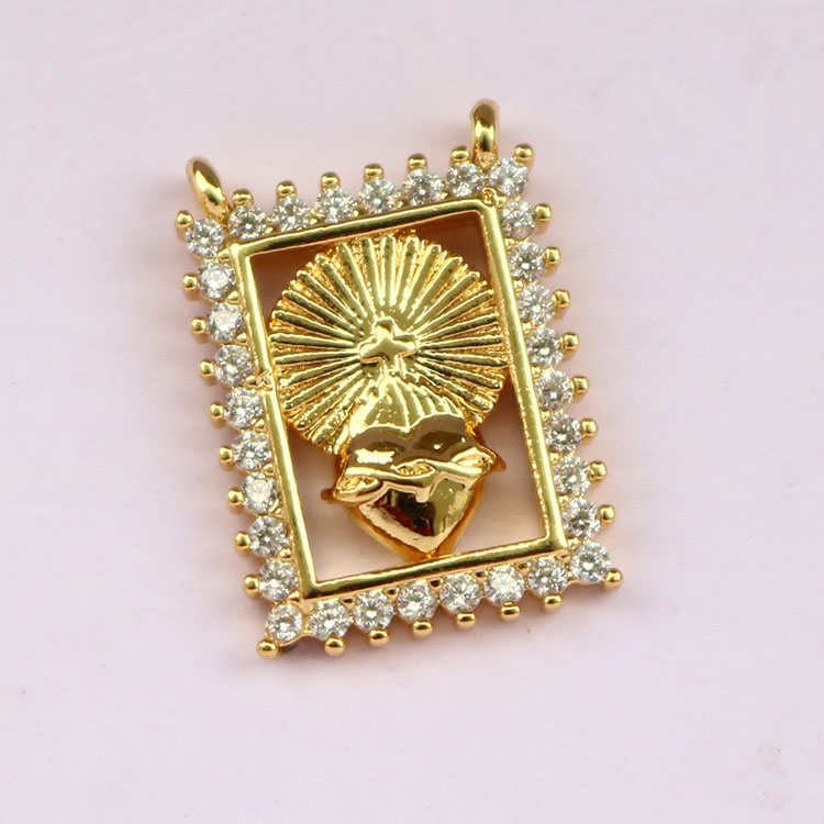 Gold#1 scared heart