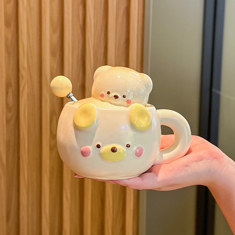 Stereo probe bear-yellow-cup lid ball spoon