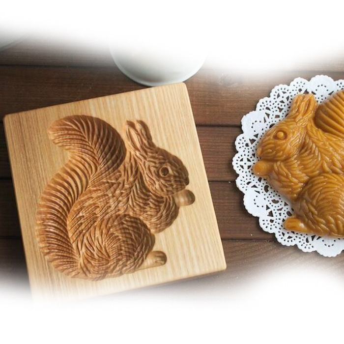Écureuil 10x10x2 cm-110g