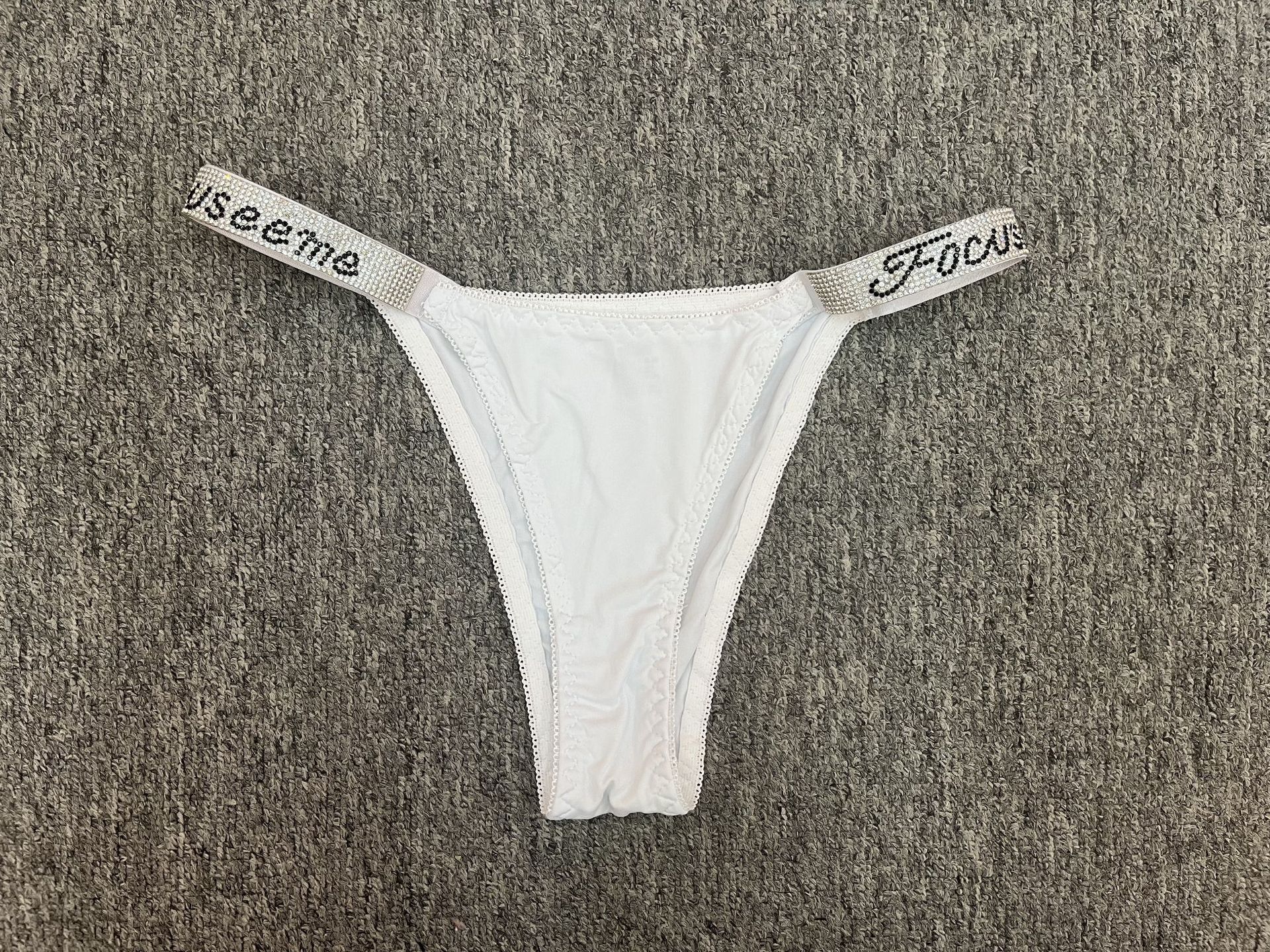 Culotte blanche