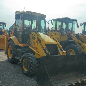 JCB 3CX: donde la potencia de carga se encuentra con la destreza de excavación en una sola máquina. - Product Image 3