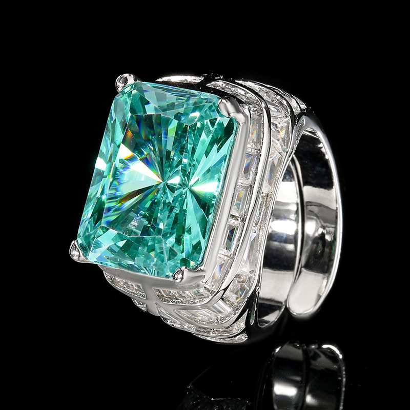 adjustable size Parra green ring
