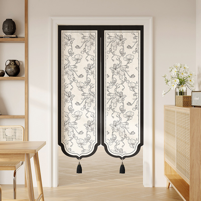 พู่ครึ่งเปิด สง่างามและประณีต