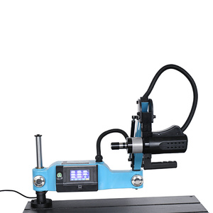 Hot CNC Automático Flexível Braço Porca Parafuso Servo Elétrica Tapping Máquina para <span class=keywords><strong>Pipe</strong></span> Metal Thread Máquina De Perfuração