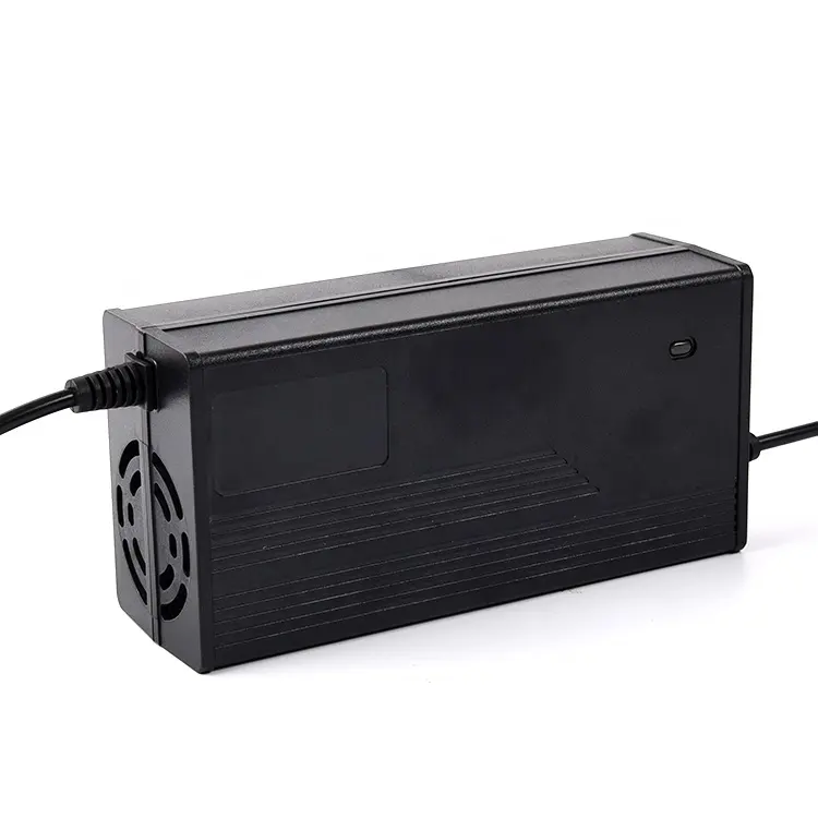 Vente chaude chargeur de batterie Lithium moto chargeur batterie Lithium haute qualité 29.2V 2A Lifepo4 chargeur de batterie