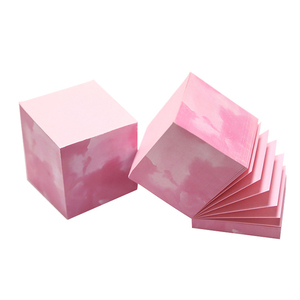 Bloc de notas adhesivas de 4 lados con impresión de logotipo de color personalizado autoadhesivo y magnético para oficina escolar o regalo - Product Image 1