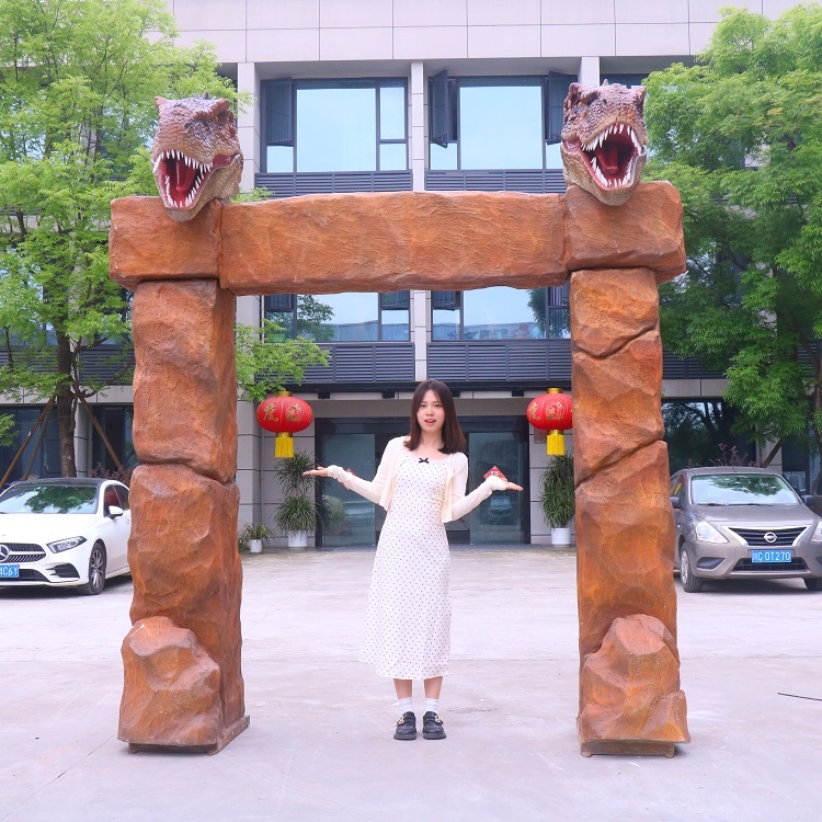 Porte de dinosaure animatronique 2