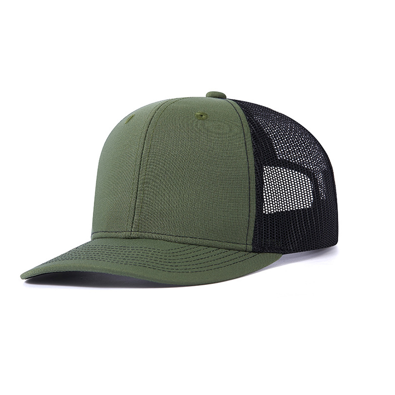Vert olive foncé + noir