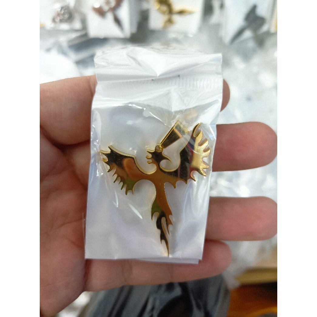 Pendentif en or (sans chaîne)